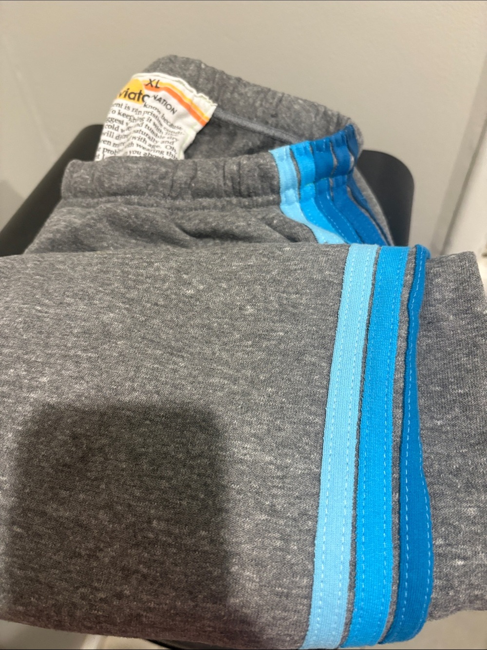 Women Gray Jogger Pants with Blue Stripe aviator nation size z
